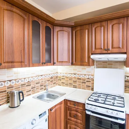 Lejlighed біля оперного центр краща локація 2 кімнати