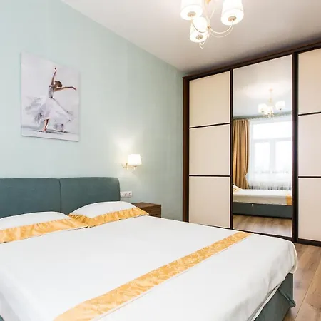 Apartman біля оперного центр краща локація 2 кімнати *