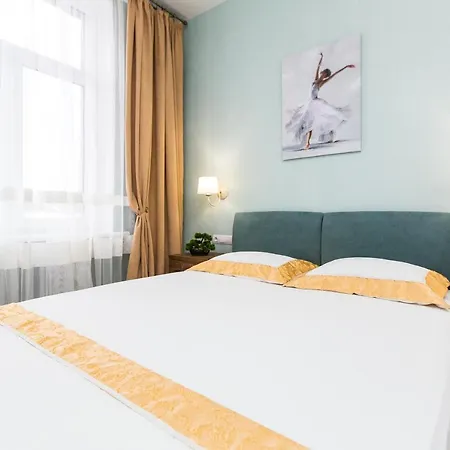 Apartman біля оперного центр краща локація 2 кімнати