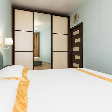 Apartman біля оперного центр краща локація 2 кімнати *