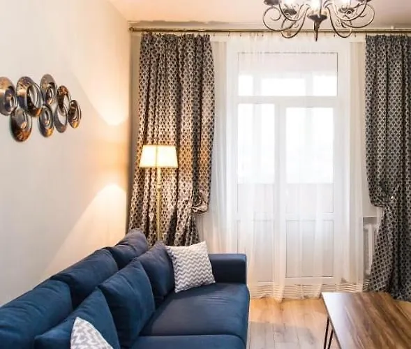 біля оперного центр краща локація 2 кімнати Apartamento Leópolis