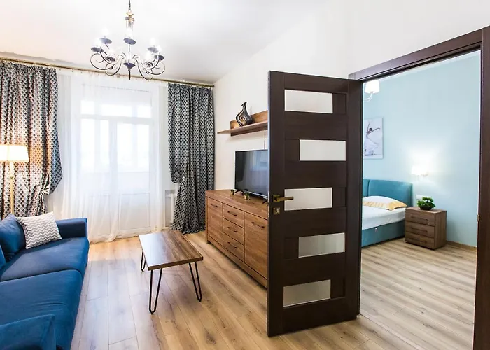 біля оперного центр краща локація 2 кімнати