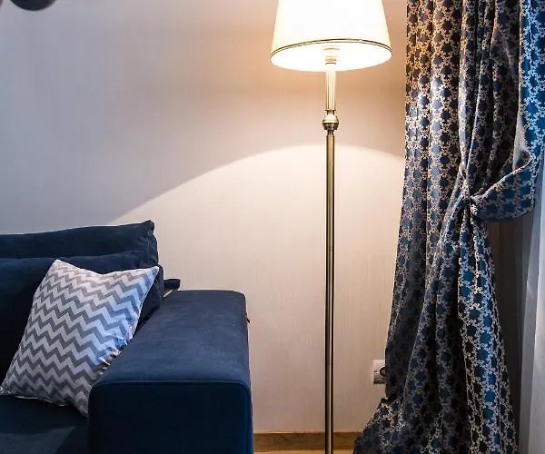 біля оперного центр краща локація 2 кімнати Apartamento Leópolis