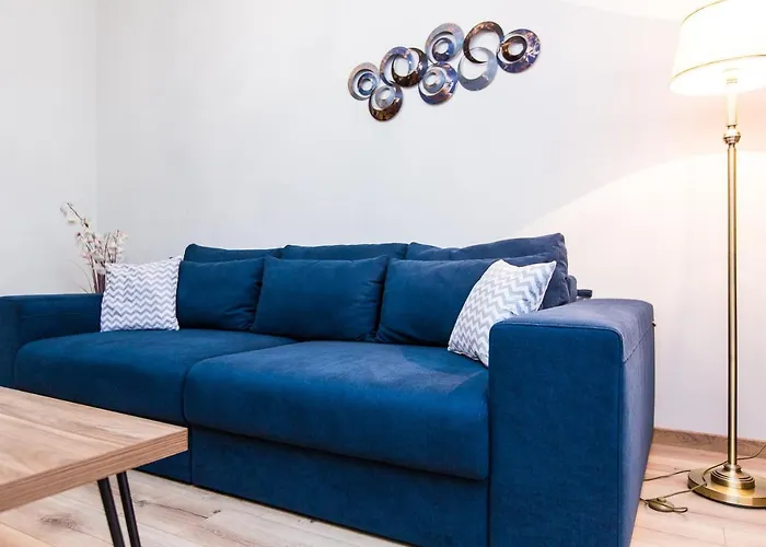 біля оперного центр краща локація 2 кімнати