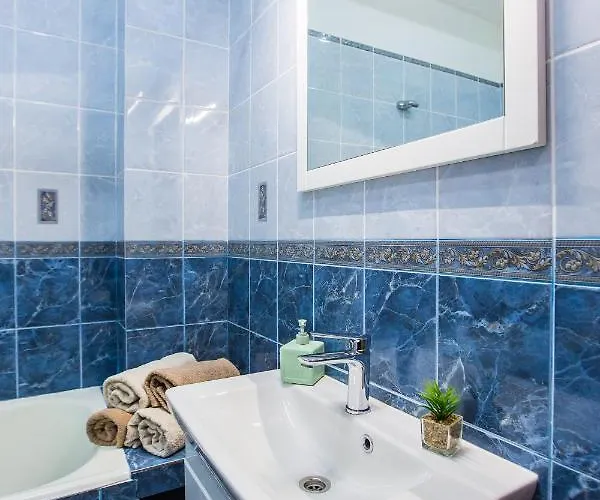 біля оперного центр краща локація 2 кімнати Leópolis