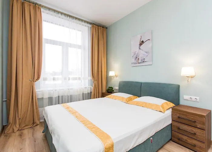 біля оперного центр краща локація 2 кімнати *