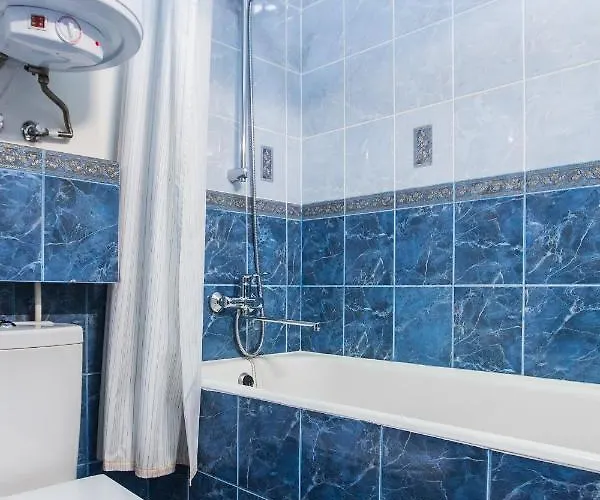 біля оперного центр краща локація 2 кімнати Apartamento Leópolis